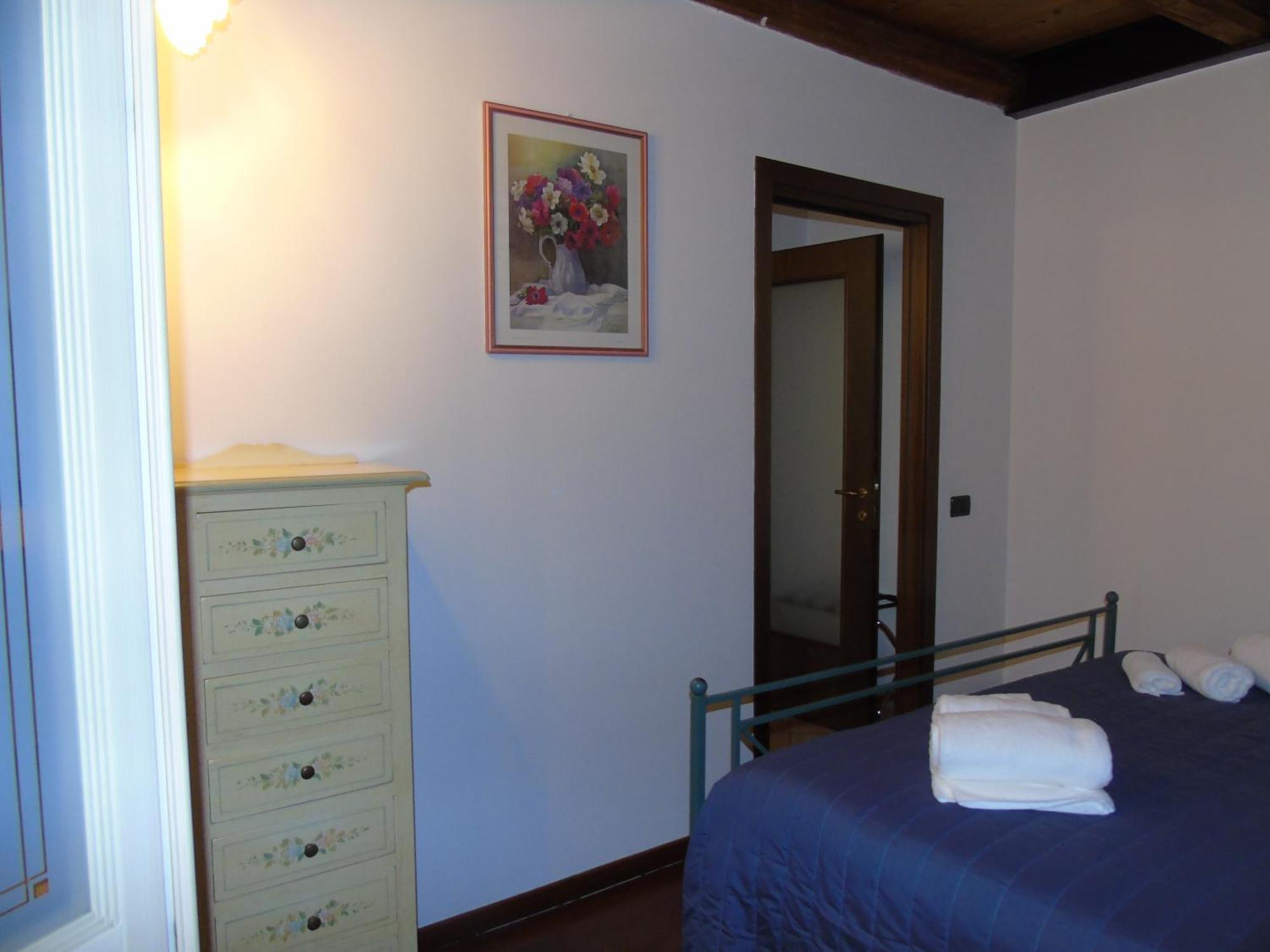 Tasi Apartaments Ченто Экстерьер фото