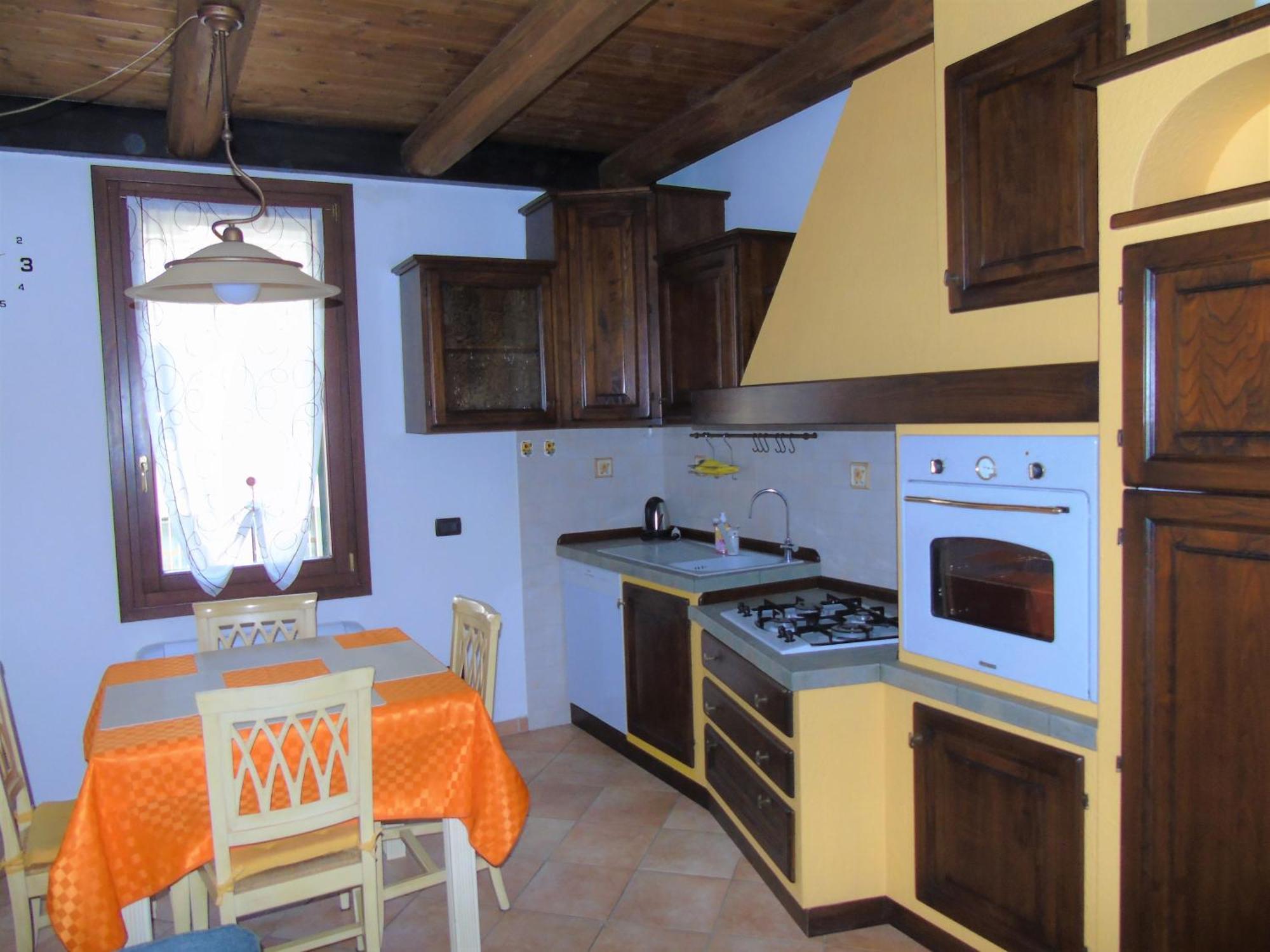 Tasi Apartaments Ченто Экстерьер фото